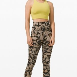 EUC Lululemon Wunder Under sz 6 leggings tights